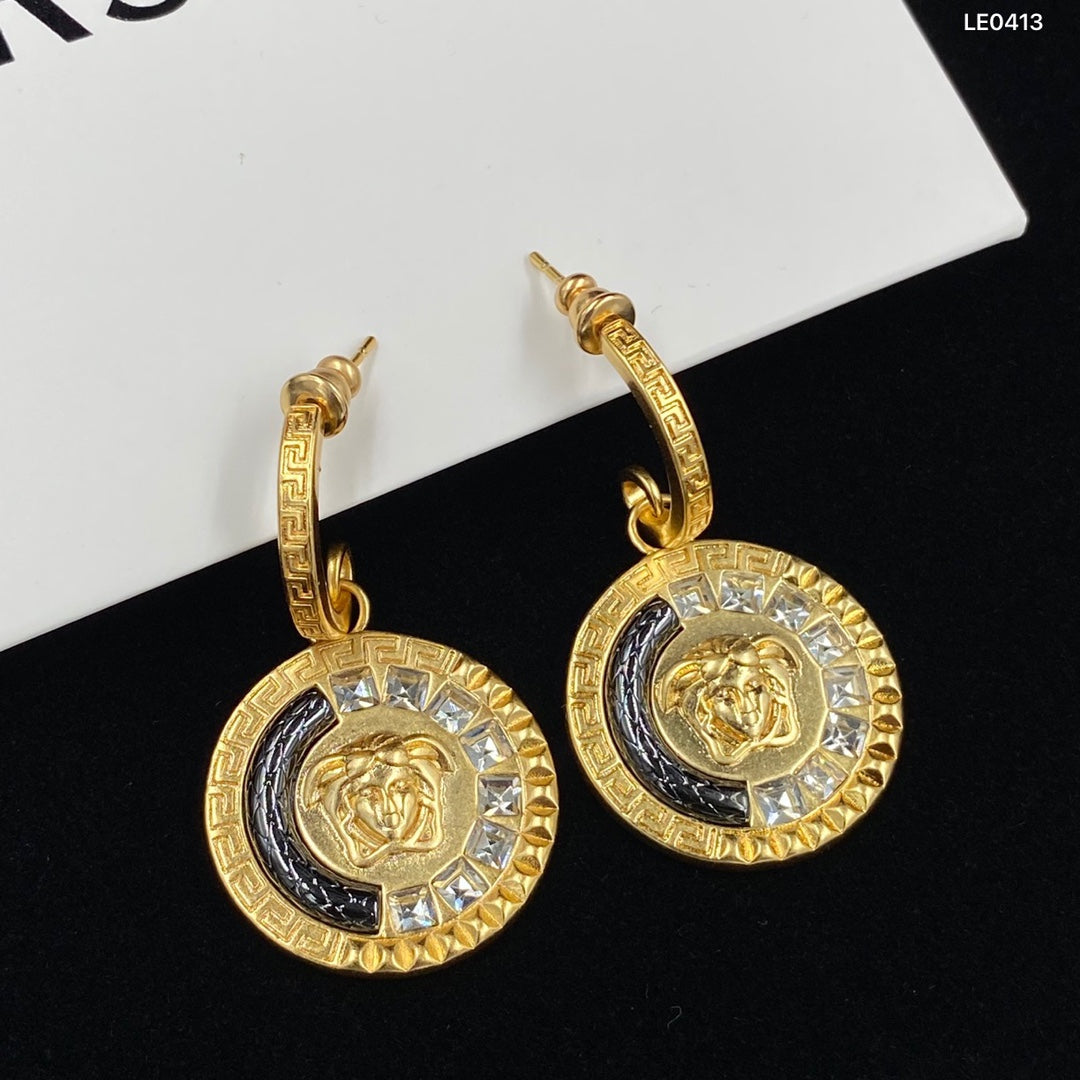 2025 Classic Diamond Circle Earrings