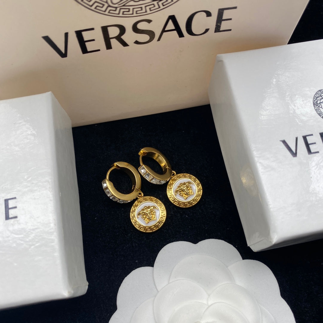 2025 Vintage Avatar Pendant Earrings