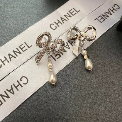 2025 Temperament Crystal Diamond Bow Earrings