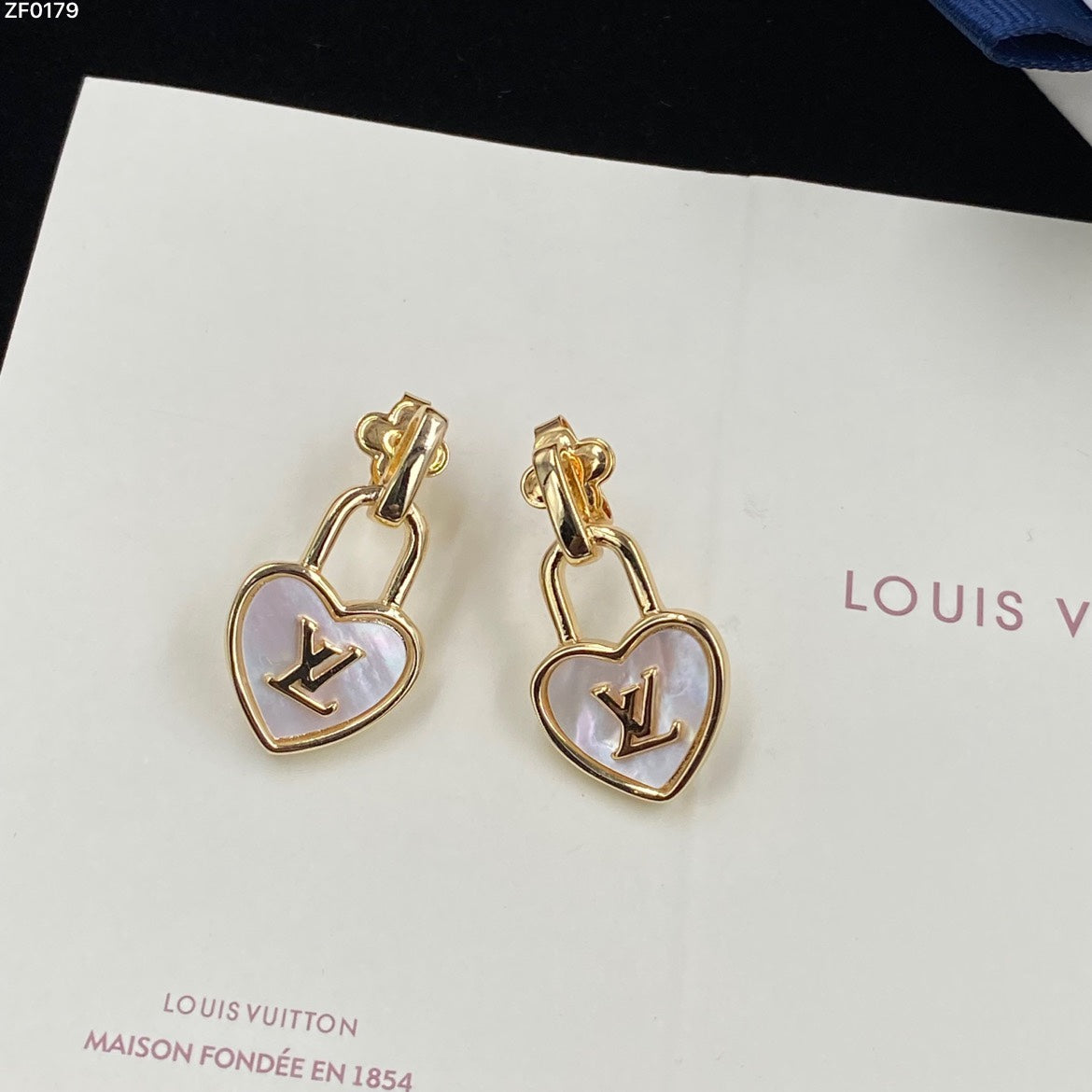 2025 Heart Shaped White Fritillaria Earrings