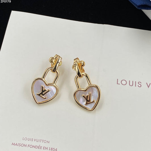 2025 Heart Shaped White Fritillaria Earrings
