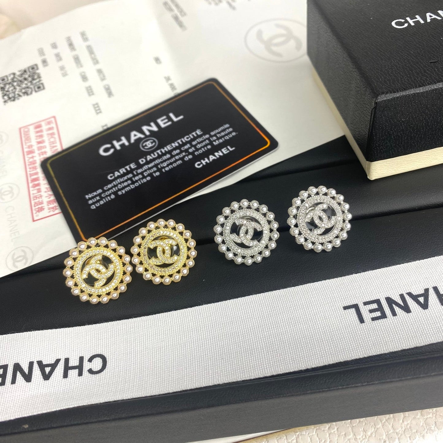 2025 Zircon Pearl Stud Earrings