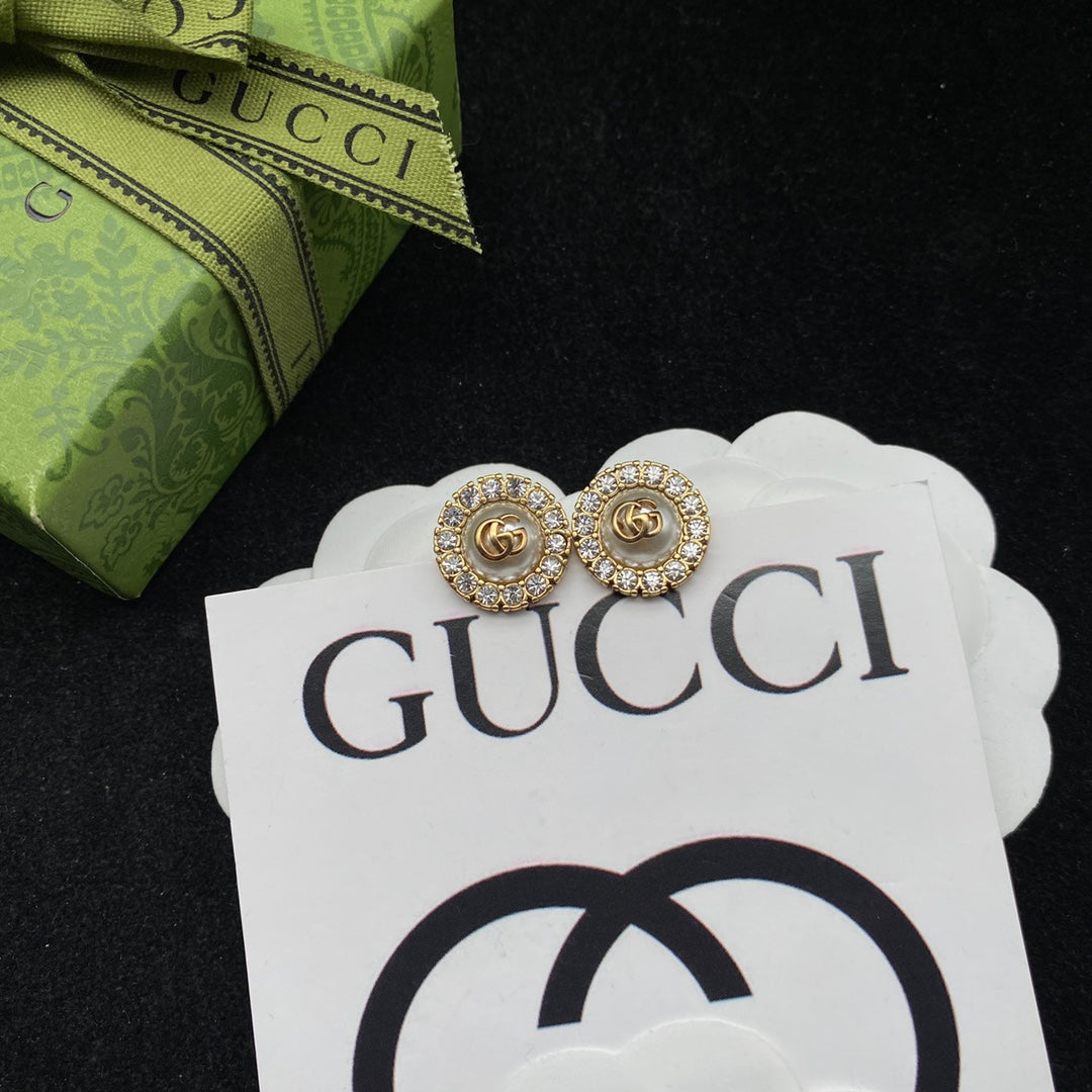 2025 Classic Zircon Pearl Stud Earrings