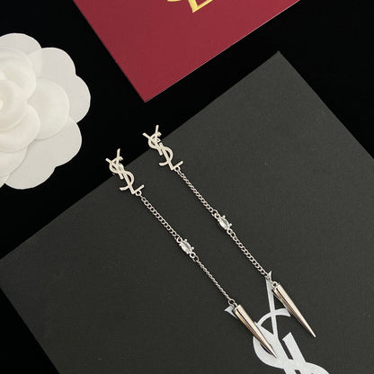 2025 Temperament Chain Logo Earrings