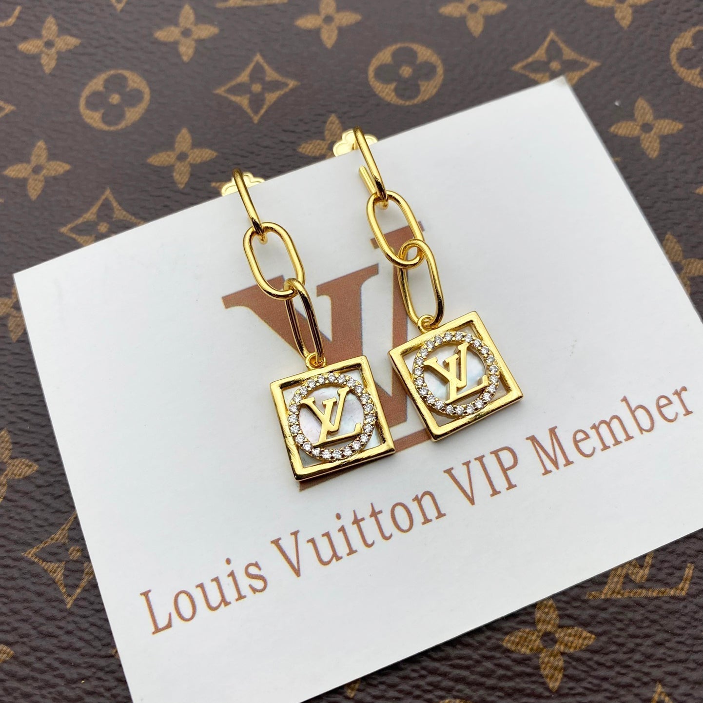 2025 Square White Shell Zircon Earrings