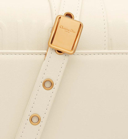 2025 Bag 30 MONTAIGNE EAST-WEST BAG WITH CHAIN