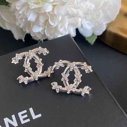2025 Sparkling Crystal Diamond Stud Earrings
