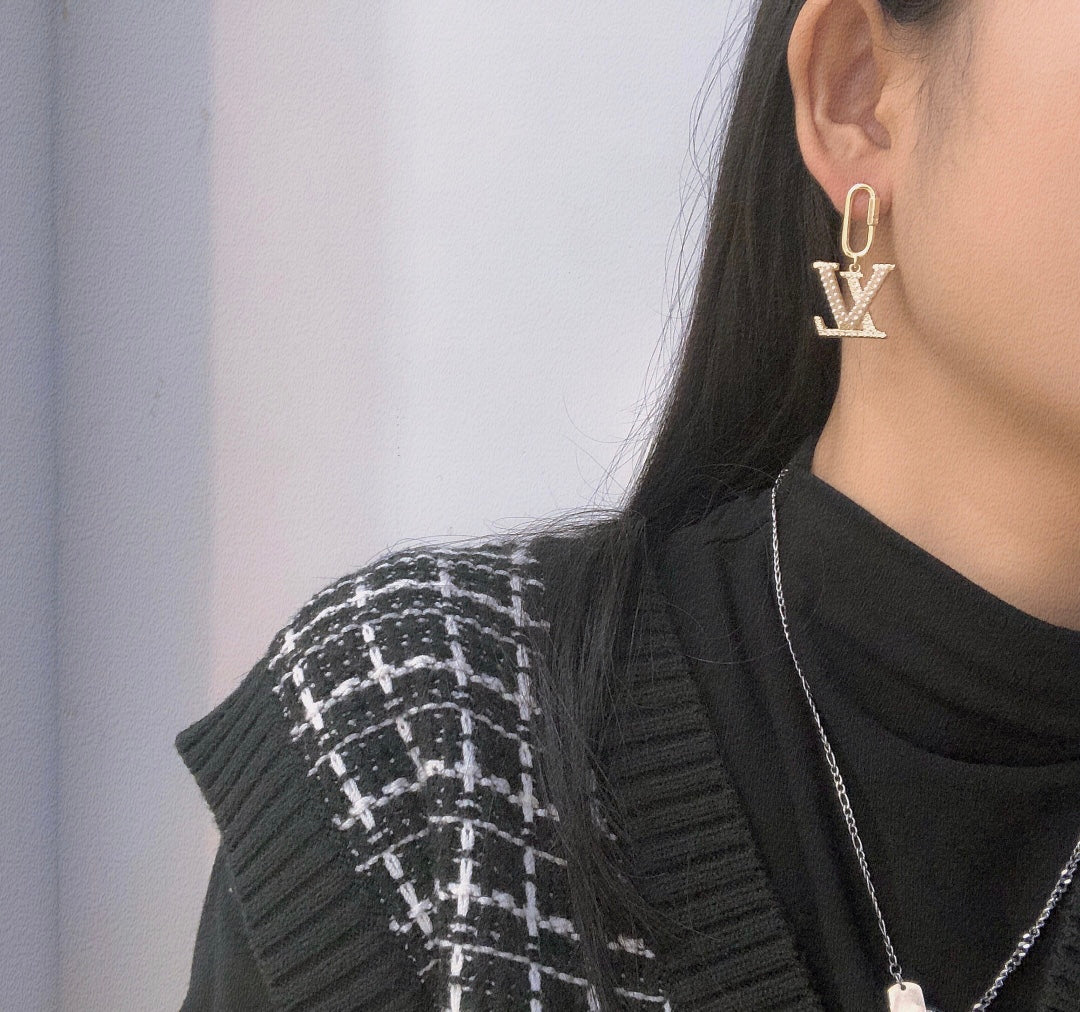 2025 Pearl and Diamond Drop Earrings