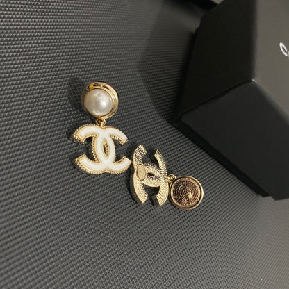 2025 Temperament Epoxy Pearl Earrings