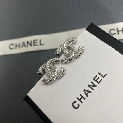 2025 Temperament Pearl Letter Stud Earrings