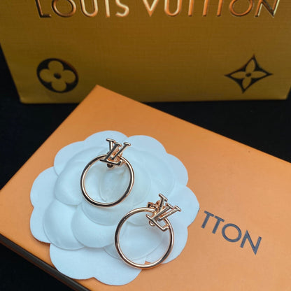 2025 Versatile Circle Letter Earrings