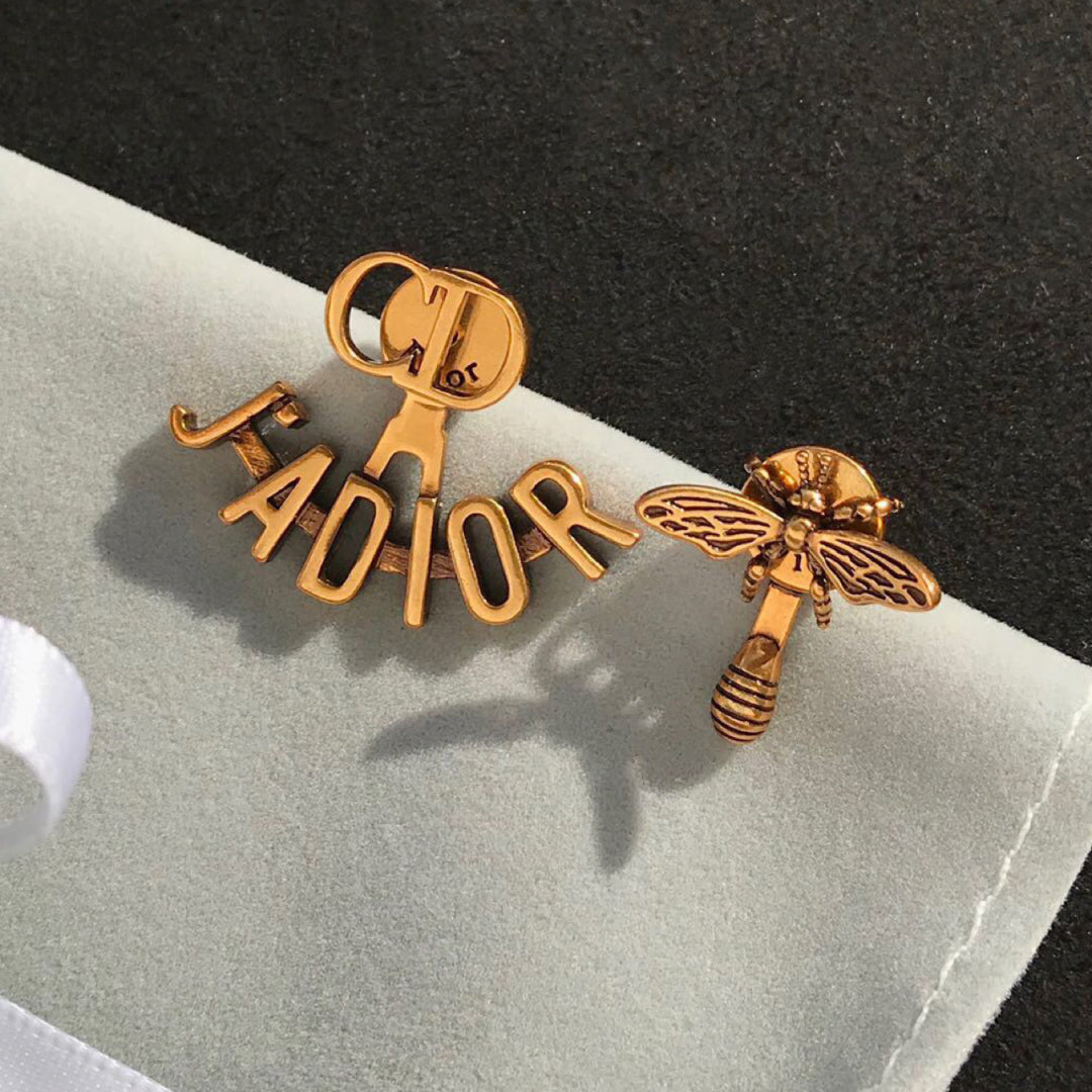 2025 Bee and golden earrings