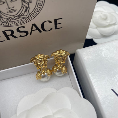 2025 Vintage Avatar Pearl Drop Earrings