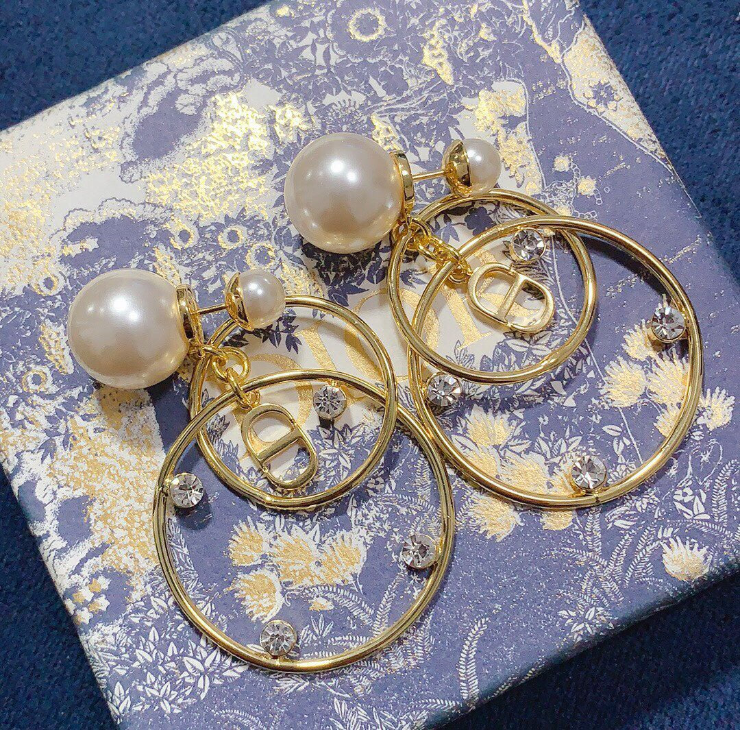 2025 Pearl Round Earrings