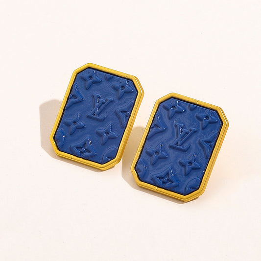 2025 6-color Monogram Embossed Earrings