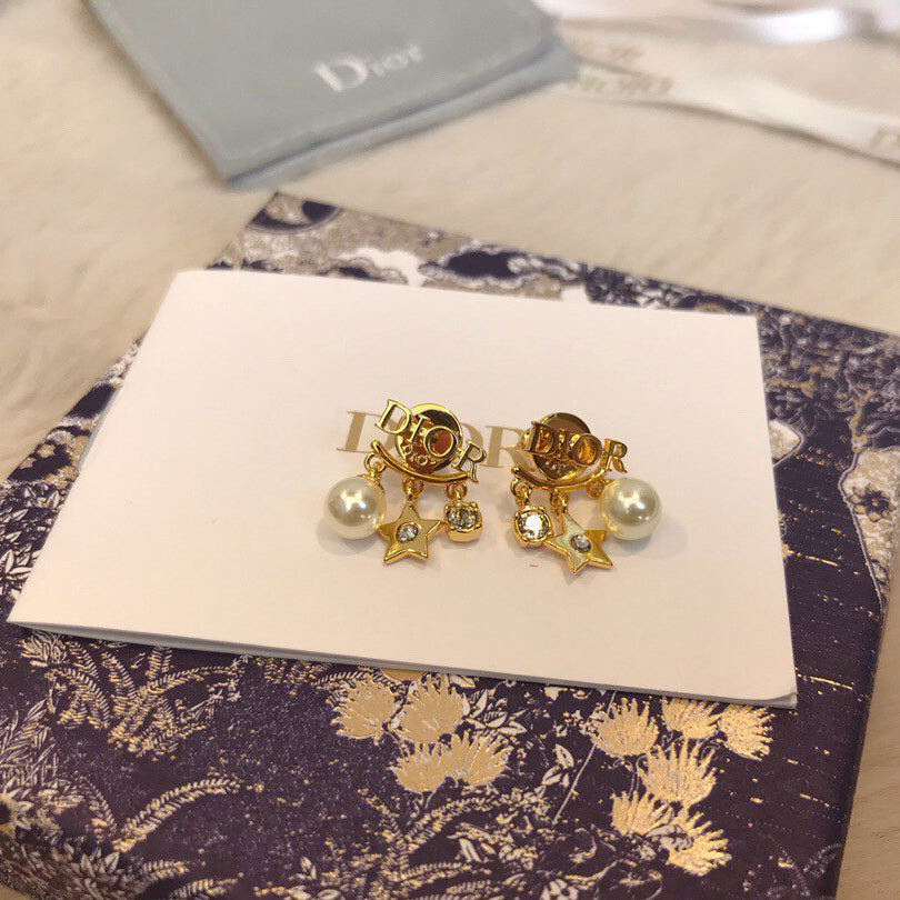 2025 Elegant pearl star crystal earrings