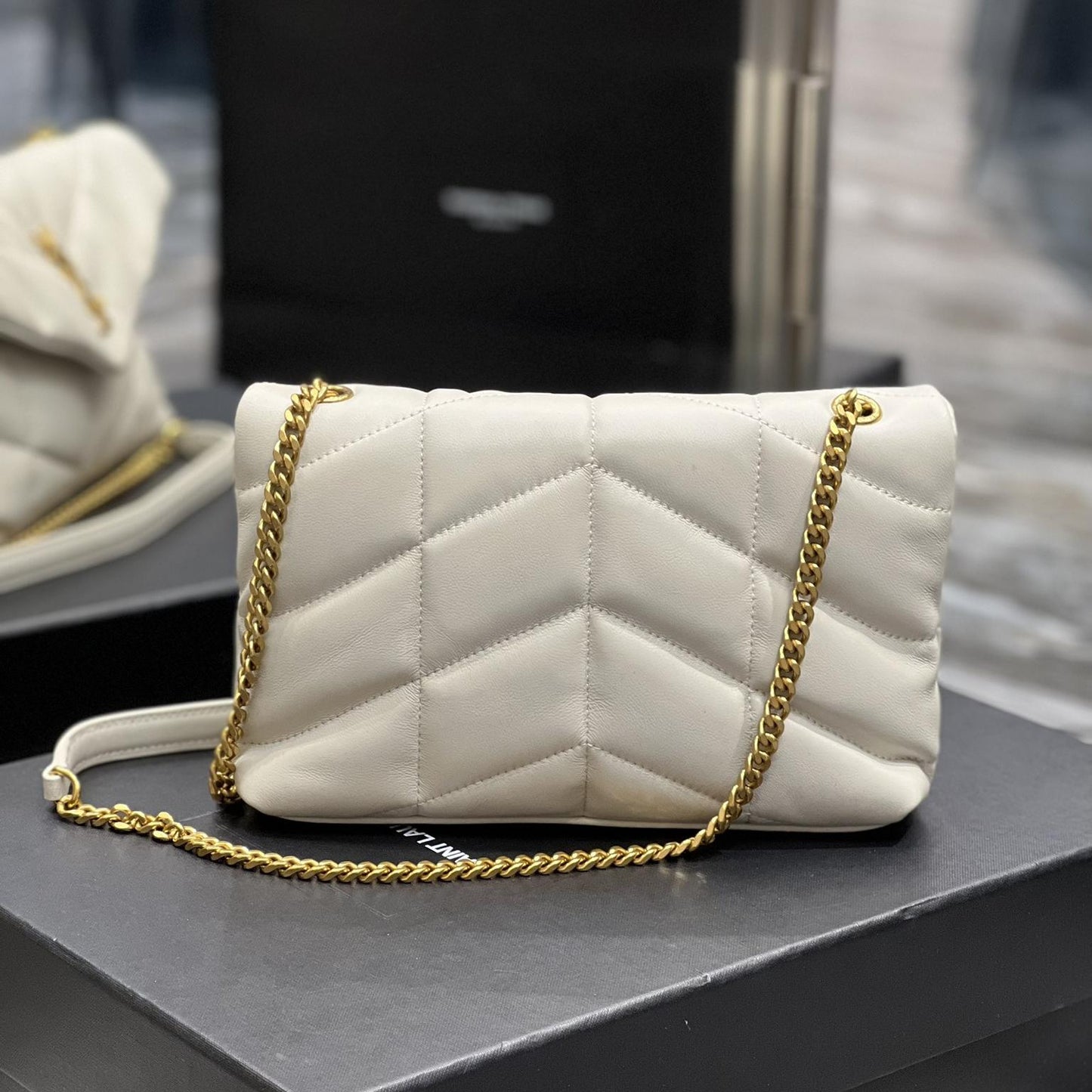 2025 Bag Classic Envelope Bag W3929