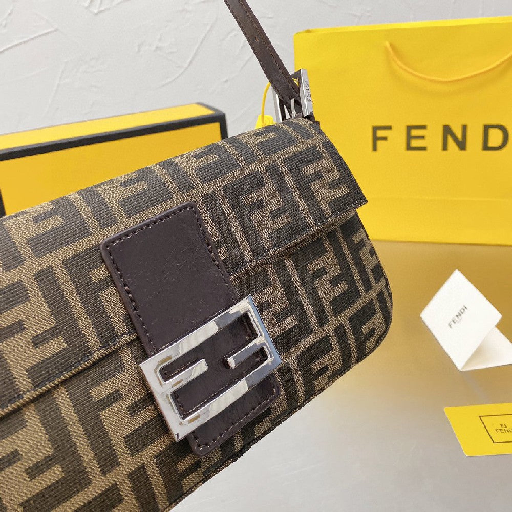 2025 Bag Classic Baguette Bag F4
