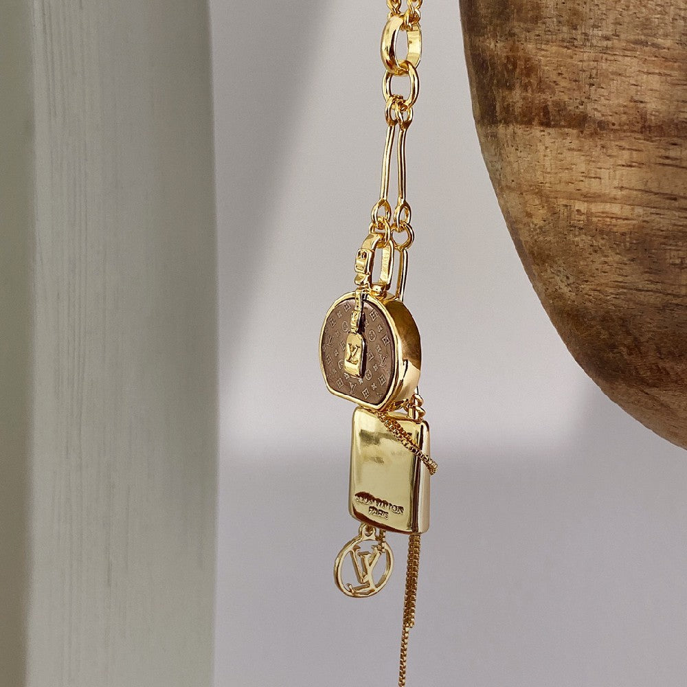 2025 Mini Pendant Necklace