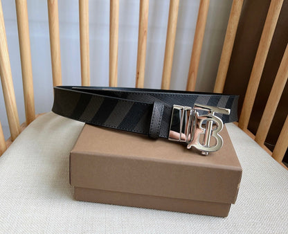 2025 brand multi-color buckle fashion belt