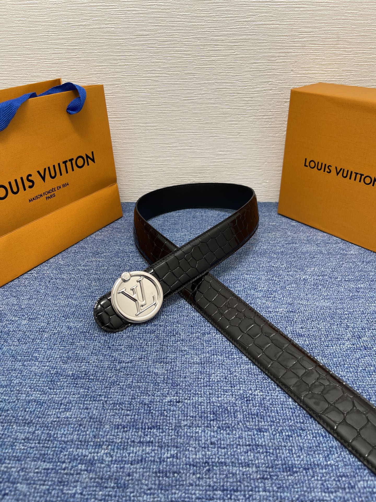 2025 L House Classic Crocodile Leather Belt