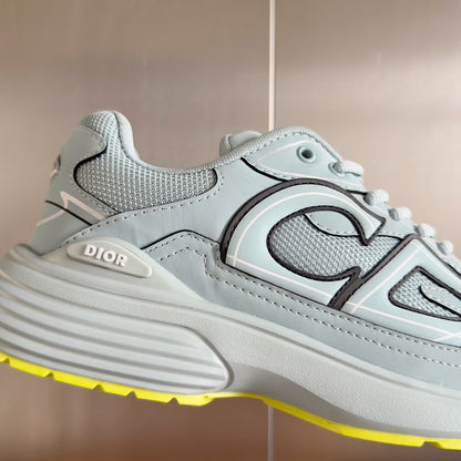 2025 1111 New color matching good quality shoes