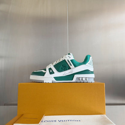 2025 250318 New high quality new color board shoes