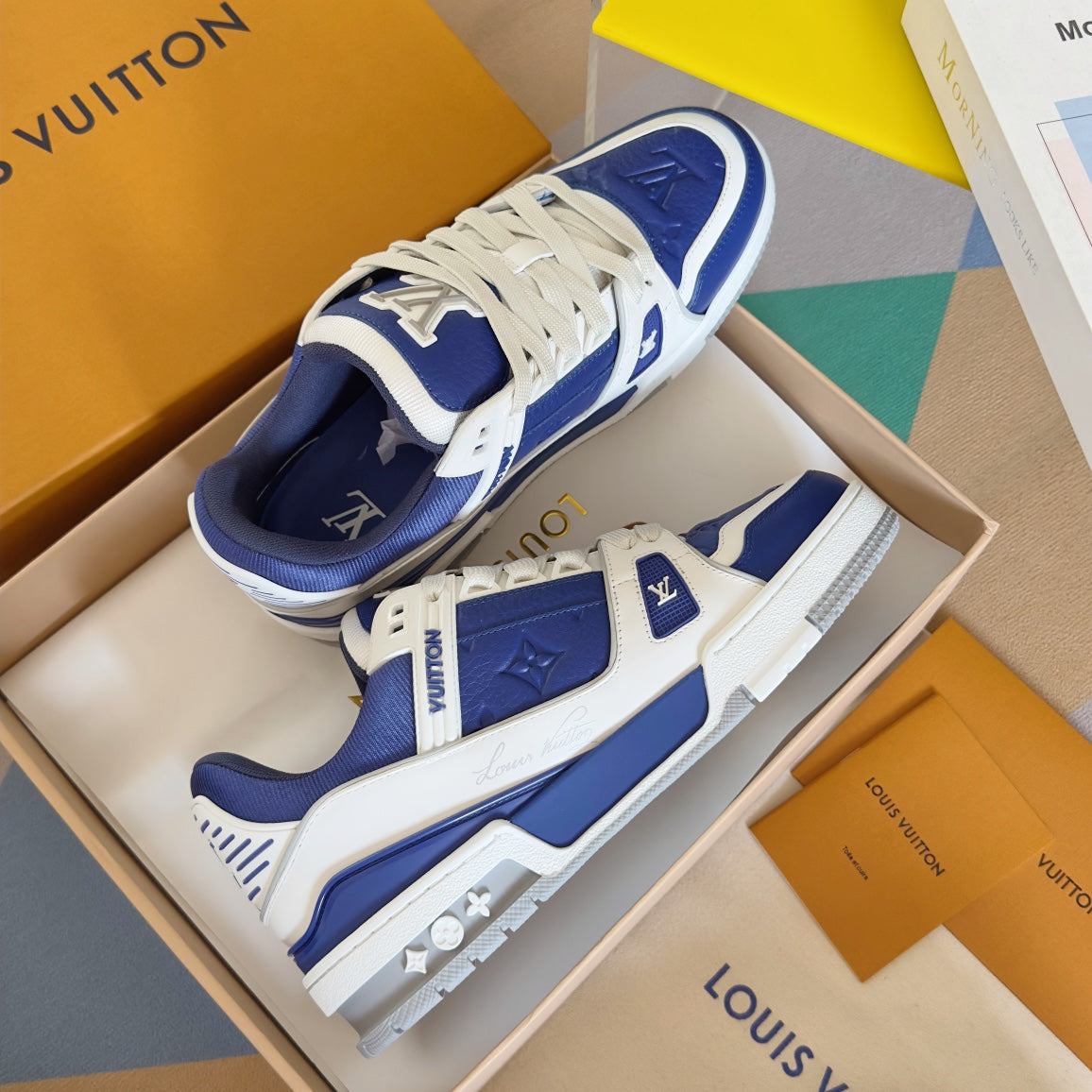 2025 250318 New high quality new color board shoes