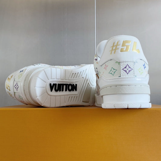 2025 250318 New high quality new color board shoes