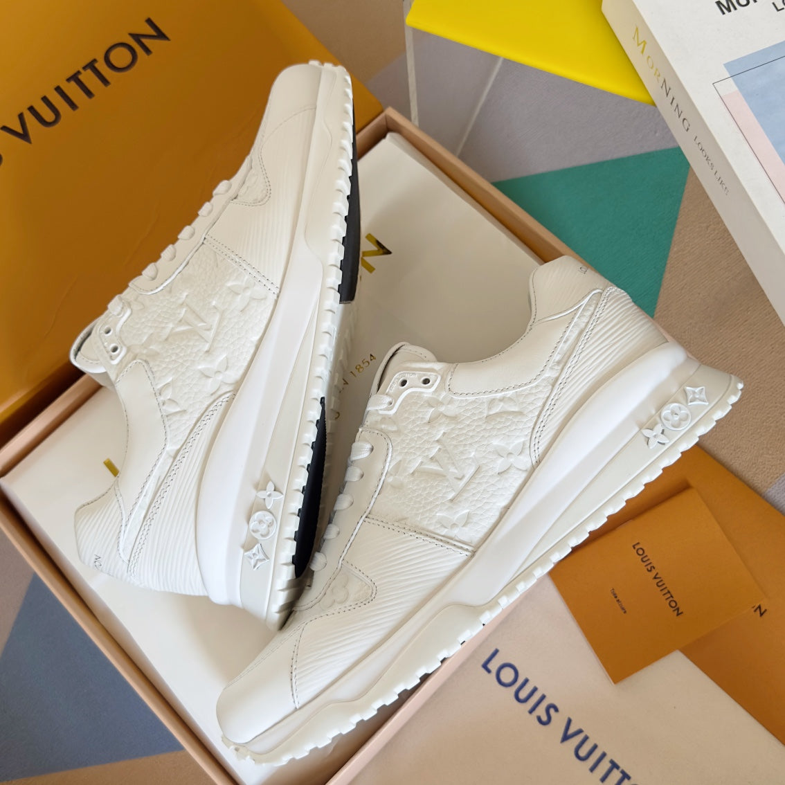 2025 250318 New high quality new color board shoes