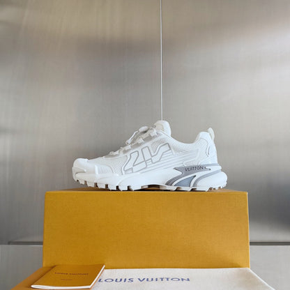 2025 250318 New high quality new color board shoes