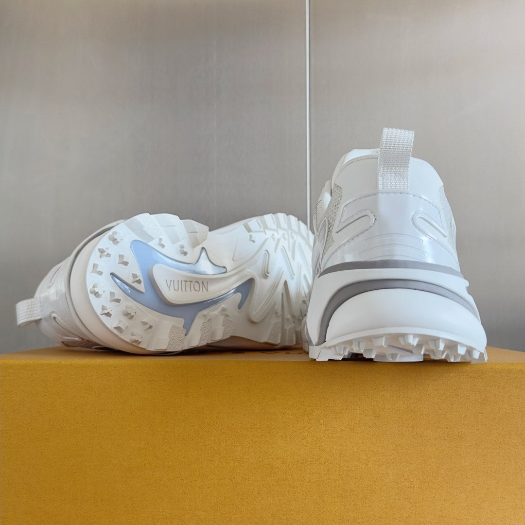 2025 250318 New high quality new color board shoes