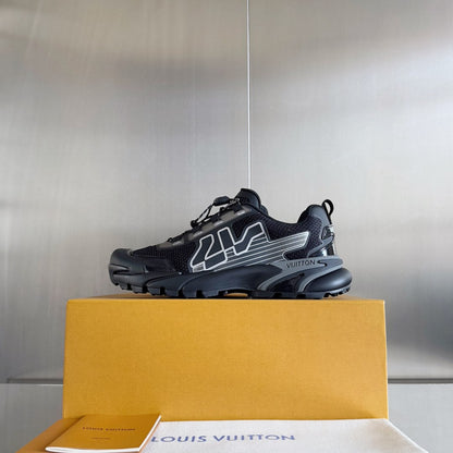 2025 250318 New high quality new color board shoes